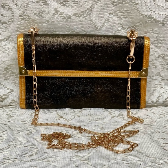 Louis Vuitton Black-Beige Tri-fold Wallet-Crossbody